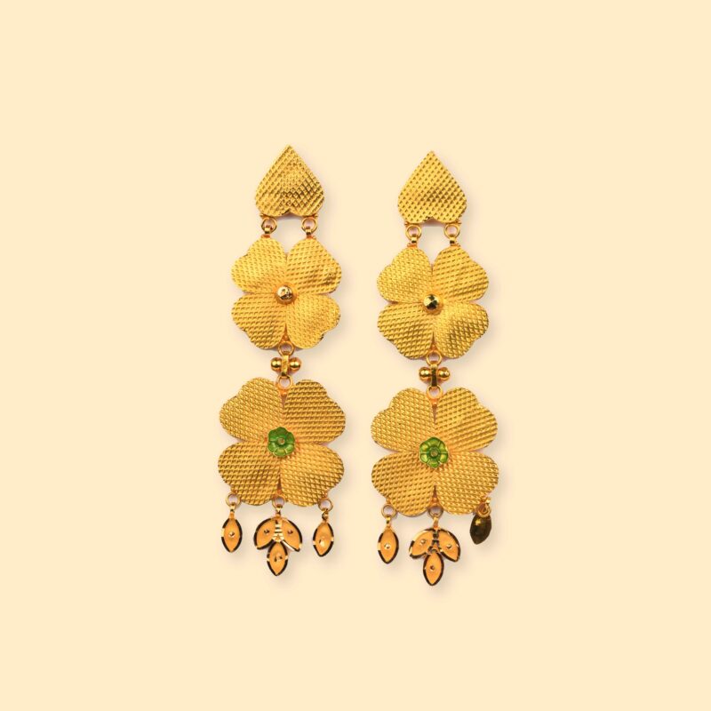 gold earrings