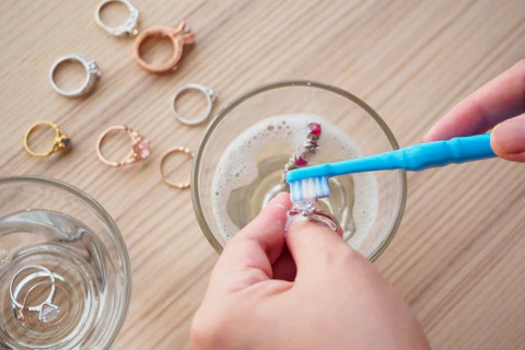 festive jewellery maintenance