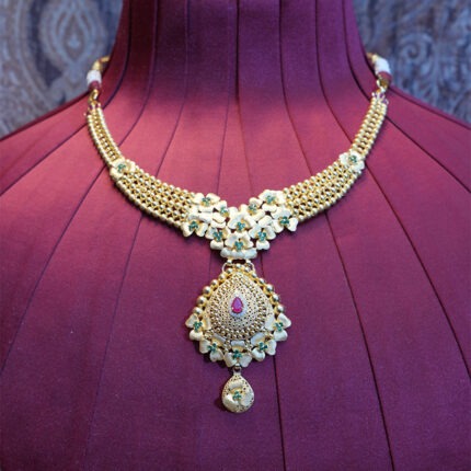 Floral Heritage Gold Necklace