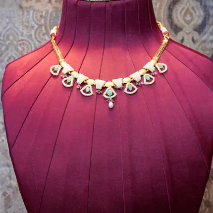 Pearl Dew Drop Gold Necklace