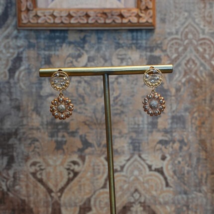 Rosette Elegance Gold Earrings